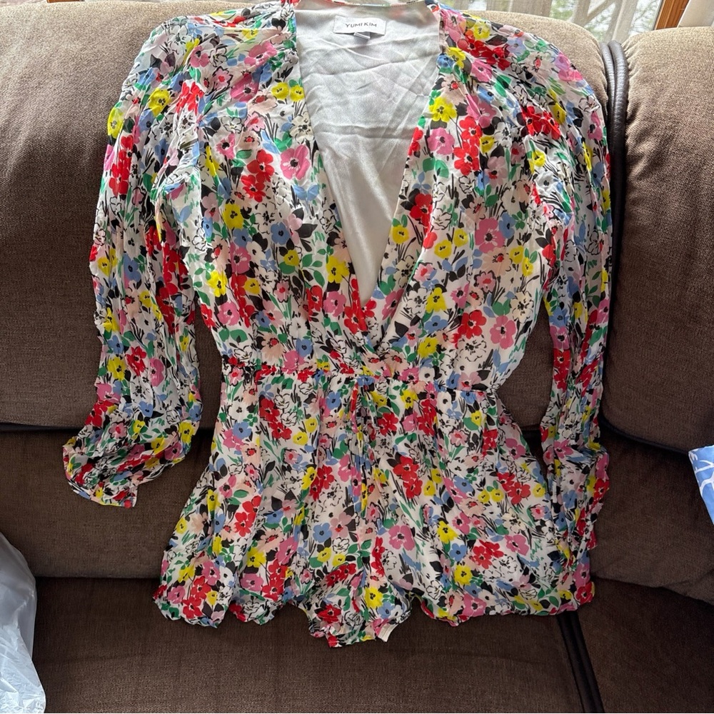 Yumi Kim Naomi Romper Size M Kingston Garden Floral Romantic Cottagecore - Picture 2 of 7